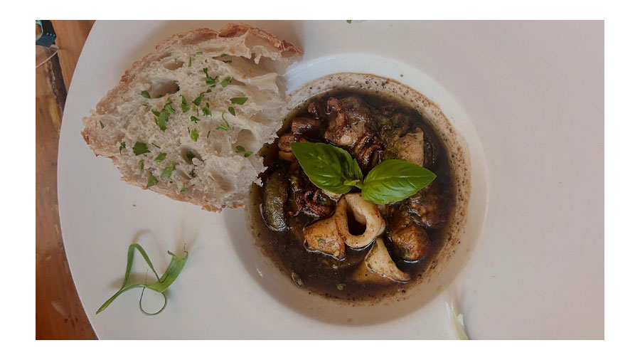 Noisy Calamari Starter
